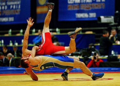 Kharkov won bronze Junior European Championship Wrestling