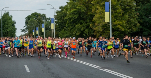 In Kharkov, the anniversary passed athletics marathon Liberation