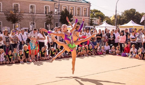 Today in Kharkov will start the final stage of the festival in rhythmic gymnastics Young Graces