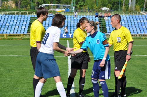 Минаючий 2015 рік жіночого футболу України залишився за харківськими клубами