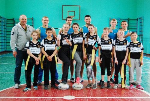 Игроки сборной Украины по регбилиг дали мастер-класс воспитанникам Харьковской ДЮСШ-8 