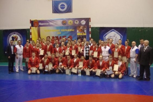 Харьковские самбисты завоевали 12 золотых наград молодежного чемпионата Украины