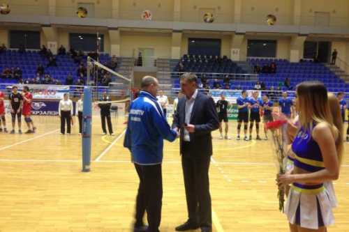 В Харькове наградили тренеров сборной команды Украины по волейболу