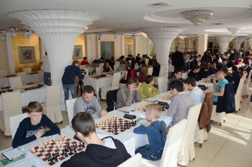 В Харькове начался Финал чемпионата Украины по шахматам 2017 года до 18 лет.