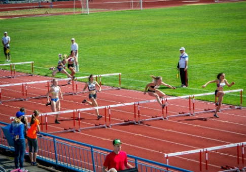 В Харькове состоялся чемпионат Украины по легкой атлетике среди юношей и девушек 2002 года рождения