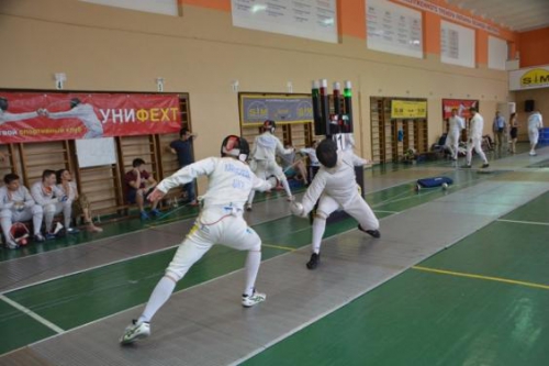 Харків’яни перемогли на чемпіонаті України з фехтування