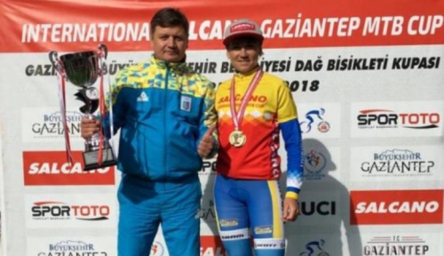Харків'янка Ірина Попова виграла велогонку у Туреччині