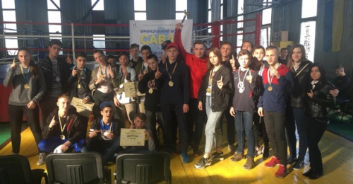 Харьковчане успешно выступили на чемпионате Украины по французскому боксу