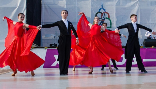 На вихідних відбудеться традиційний фестиваль бальних танців