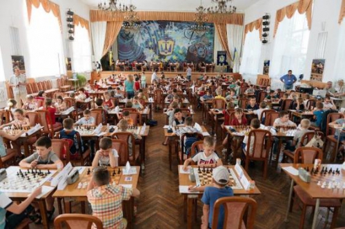 Юные шахматисты успешно выступили на чемпионате Украины
