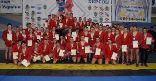 Харьковские самбисты завоевали 13 золотых медалей на чемпионате Украины