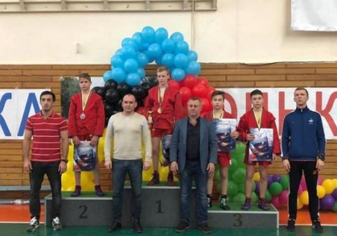 Харьковские самбисты заняли первое место на турнире памяти Евгения Тешера