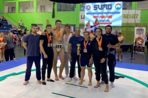 Юные сумоисты завоевали медали чемпионата Европы