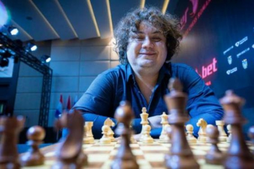 Антон Коробов переміг на престижному шаховому турнірі