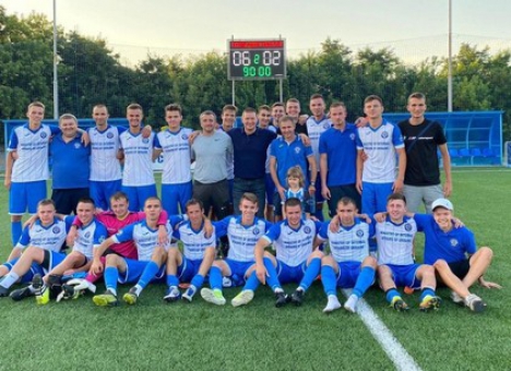 В 7 туре областного футбольного чемпионата харьковские команды укрепили лидерство