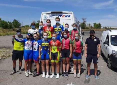 Харьковские велосипедисты остановились в шаге от победы на чемпионате Украины