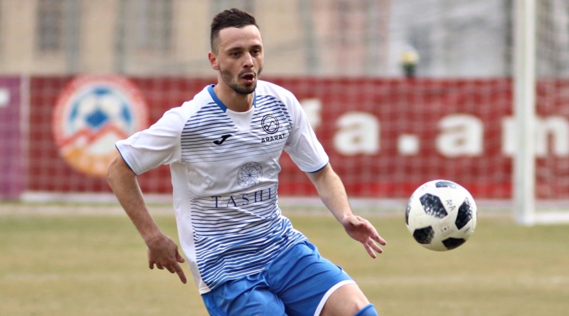 Харьковский футболист второй раз подряд принес в овертайме победу своей армянской команде