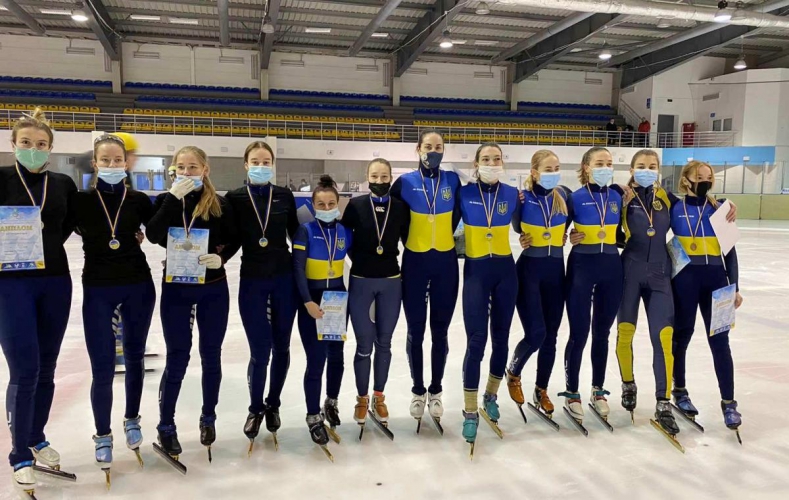 Харьковчане победили на Кубке Украины по шорт-треку и отобрались на чемпионат Европы