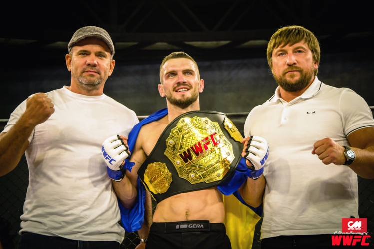Харьковский боец подписал контракт с UFC