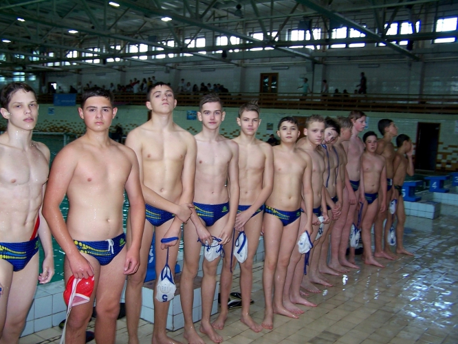 В юниорскую сборную Украины по водному поло вошли 11 харьковчан