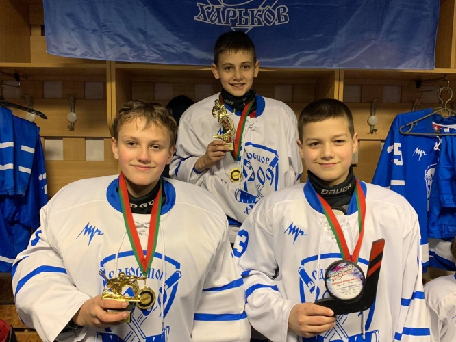 Юные харьковские хоккеисты победили на турнире в Беларуси