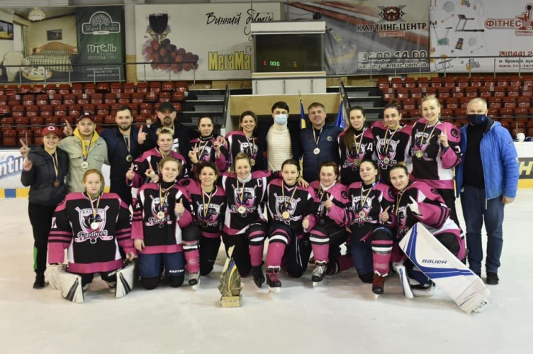 Харківські хокеїстки завоювали золото чемпіонату України