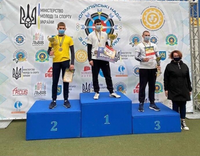 Харьковчане - призеры всеукраинских соревнований по стрельбе из лука