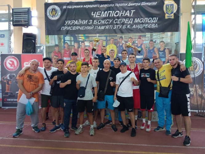 Харьковские боксеры стали чемпионами Украины