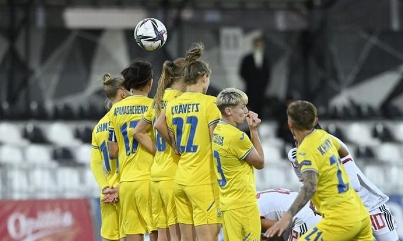 Харків'янки не допомогли. Жіноча збірна з футболу розгромно програла Іспанії у відбірному матчі ЧС