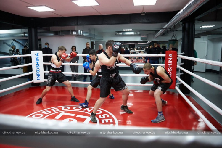 В Локомотиве открыли современный боксерский клуб