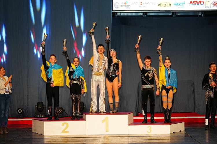 Харьковчане получили награды этапа Кубка мира по акробатическому рок-н-роллу