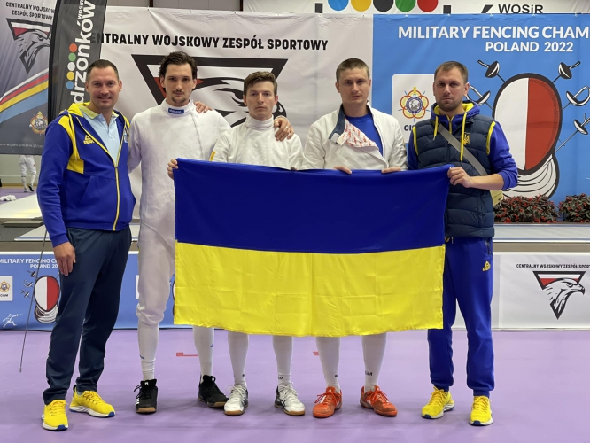 Свичкарь и Сыч выиграли командное золото на чемпионате по фехтованию в Польше