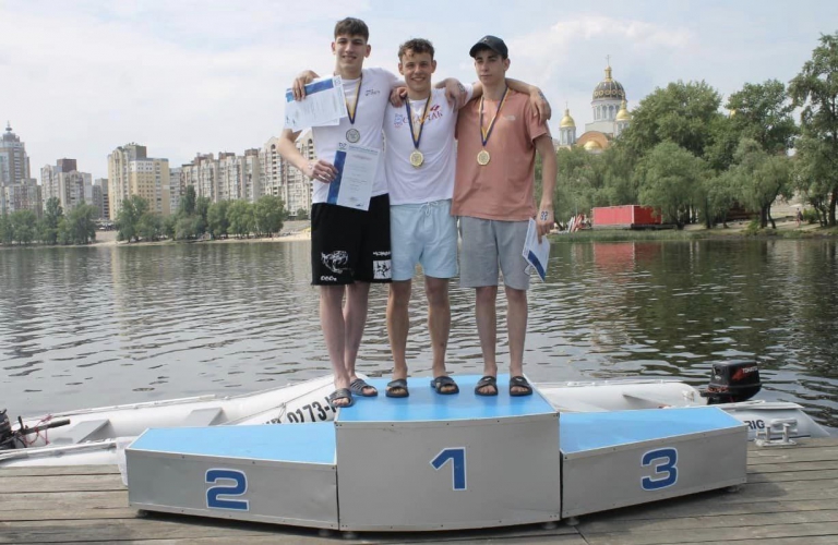 Харківські плавці медально виступили на ЧУ на відкритій воді