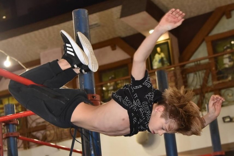 � ������ ������� �������-���� � ��������