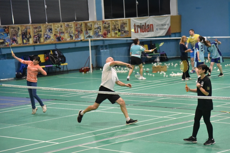 ��������� ���� � ��������� ���������� ������� ������ ������������, ����������� ��������� �� �������� ������������ �i���-����� �������