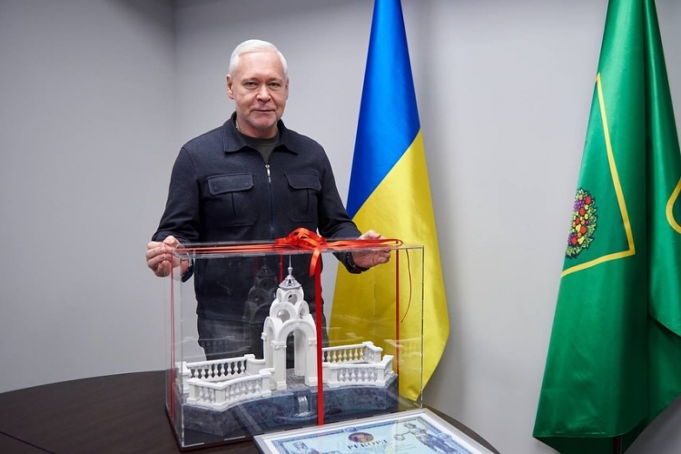 � ������ �'������ ���������� ������ � ������ �������