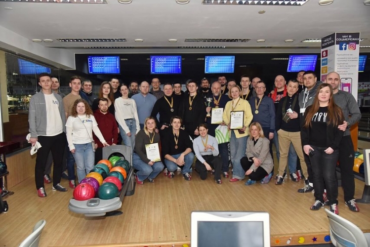 ��������� ������� ����� ������ � ��������� � �������