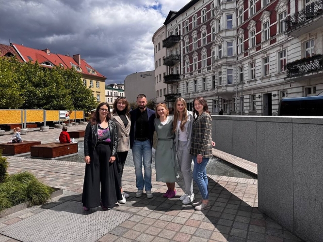 ������� ����� ������ ��������� � �������: ����� �� ��� ������ �� ������-�����������