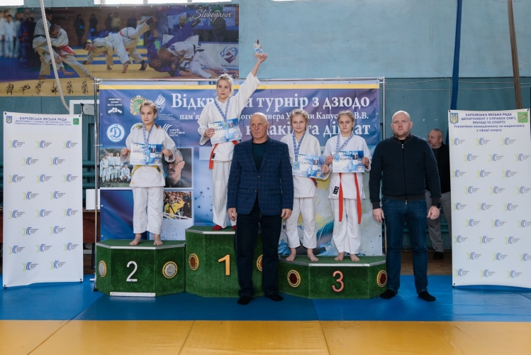 � ������ ������� ������ � ����� ����� ������ ��������