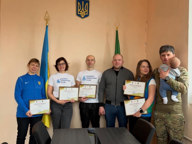 �������� ��������� ����� ������ � ������ 